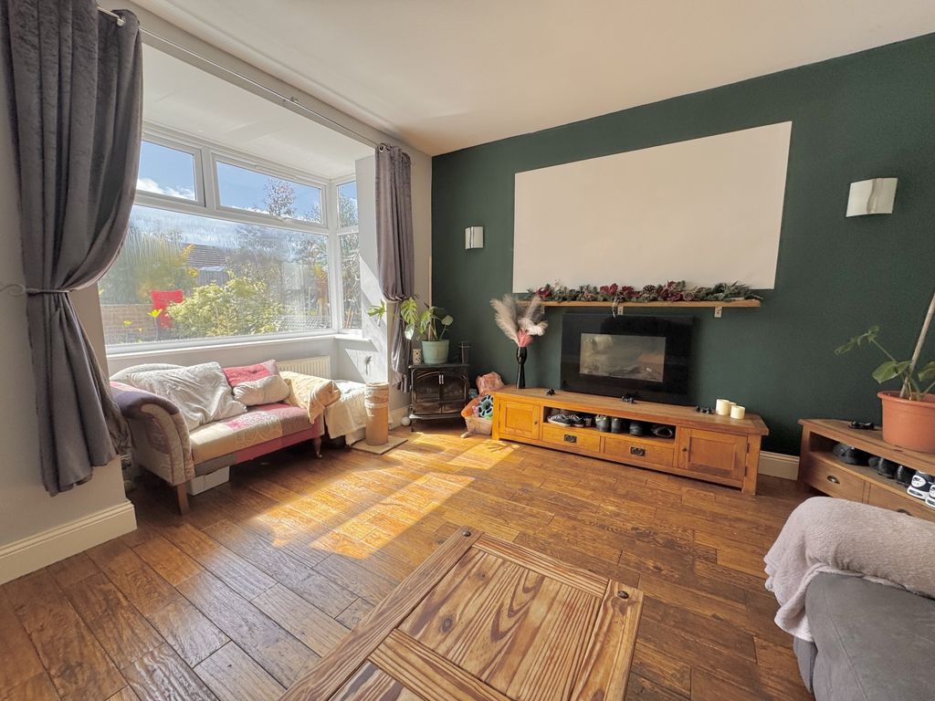 Property photo 3 of 19 Img_9166