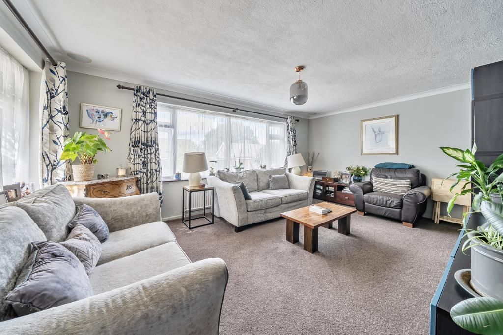 Property photo 2 of 28 Living Room