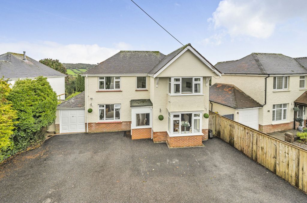 Property photo 1 of 20 654134Af45Ab3-105...