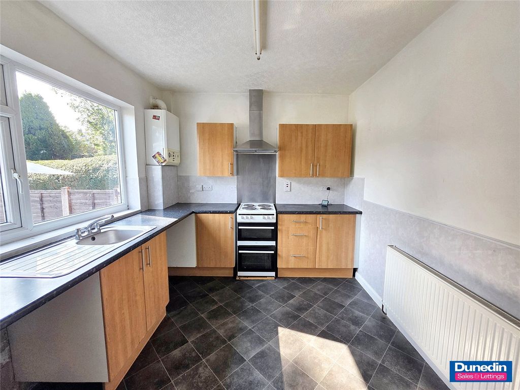 Property photo 2 of 12 Picture No. 07