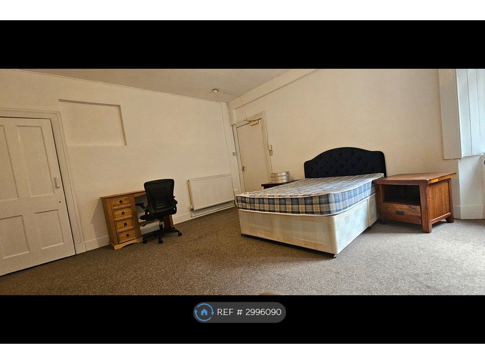 Property photo 2 of 4