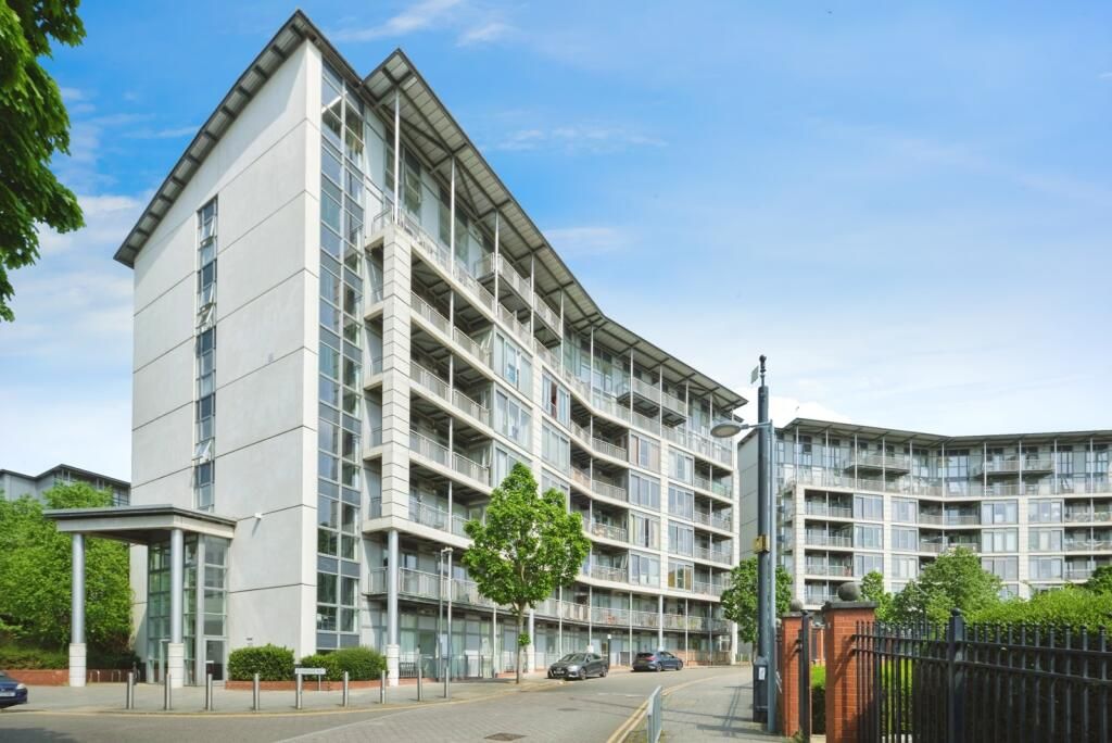 Property photo 1 of 13