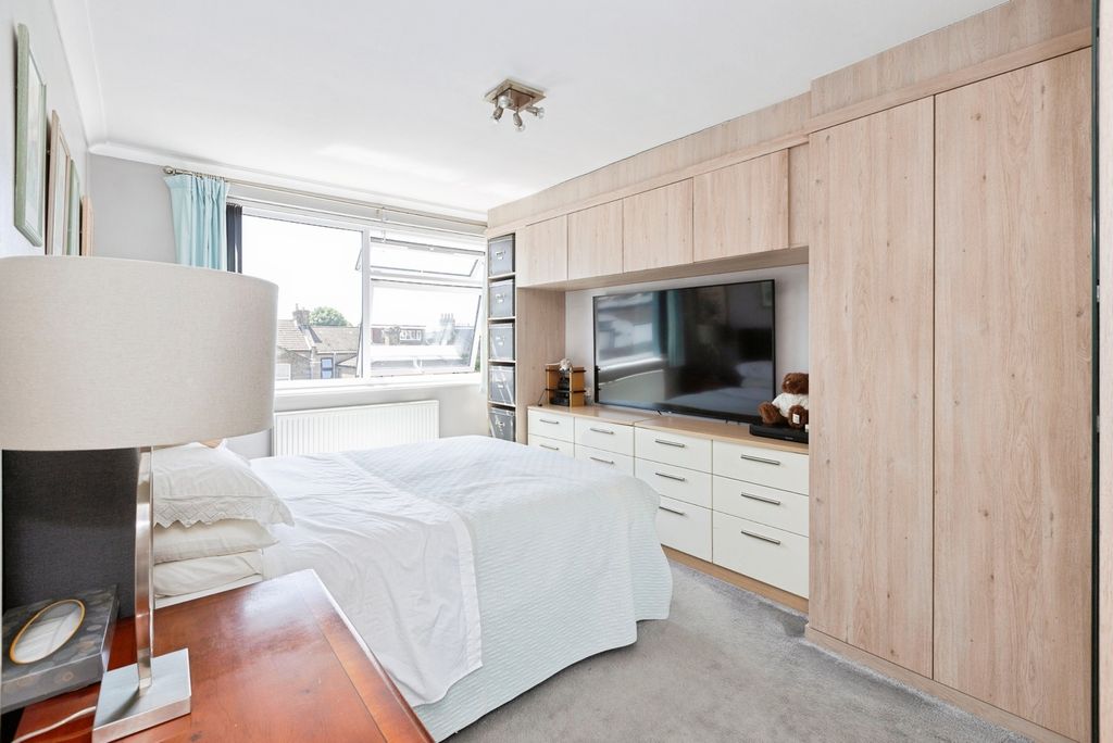 Property photo 3 of 16 Pbox-Img.Jpg
