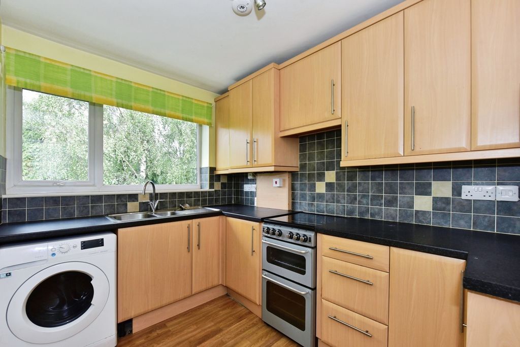 Property photo 3 of 15 Pbox-Img.Jpg