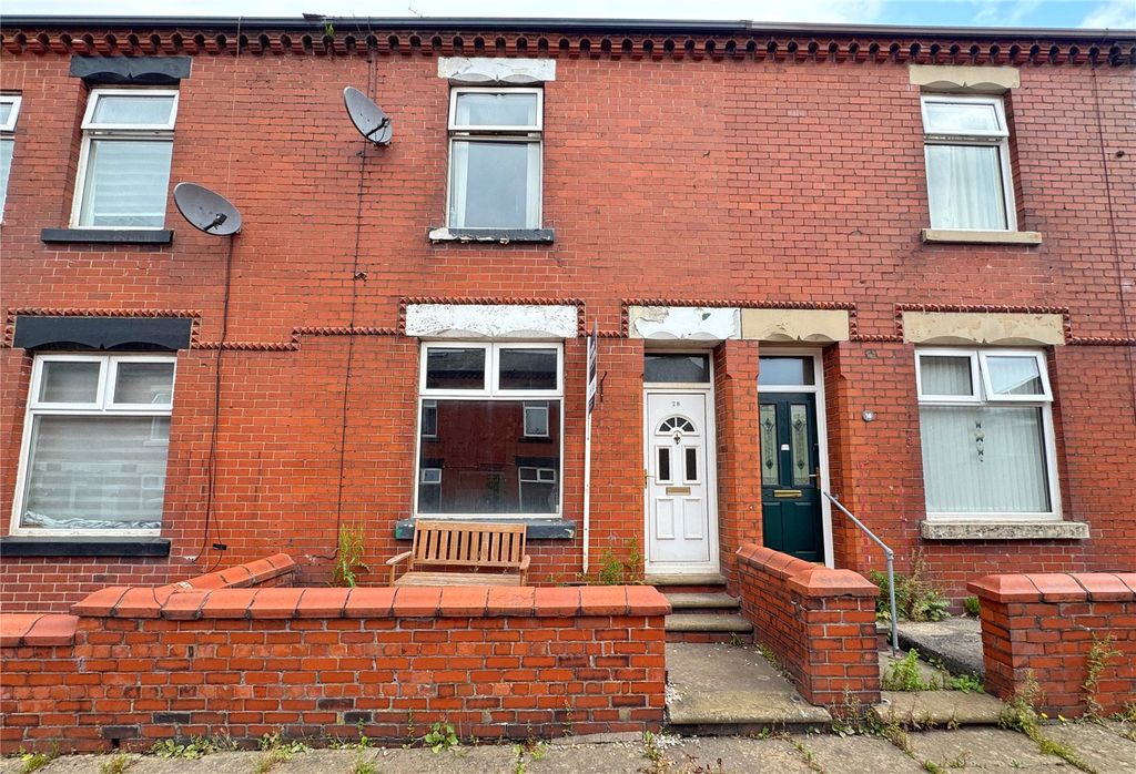 Property photo 1 of 18 Picture No. 05