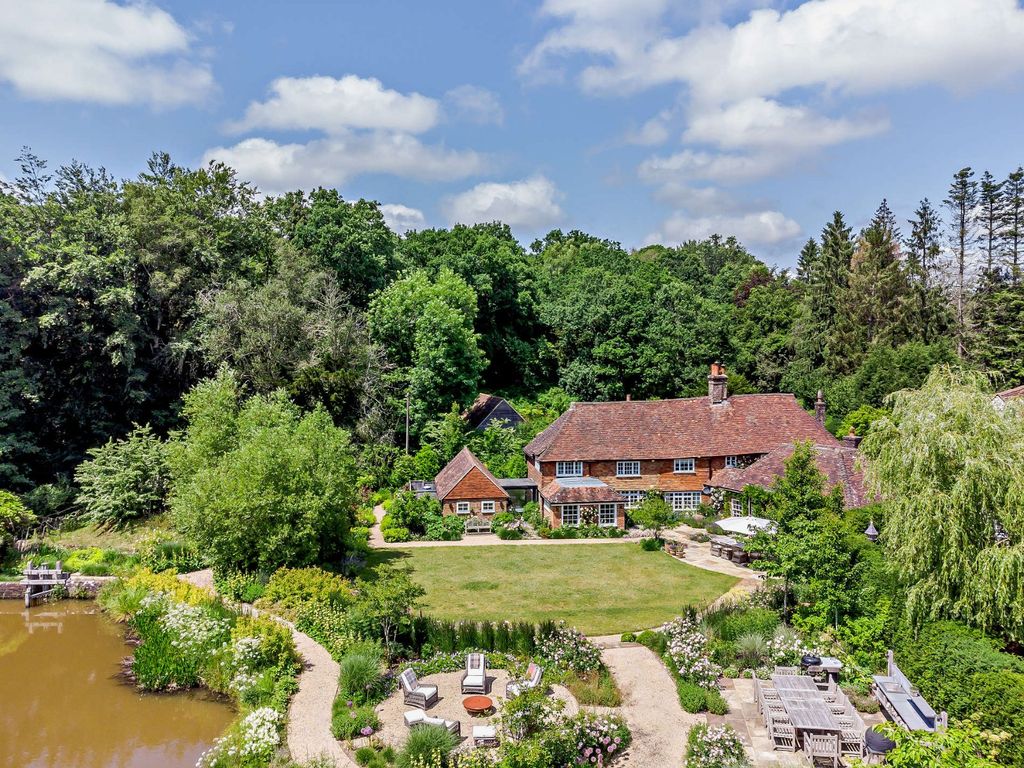 Property photo 1 of 34 Aerial