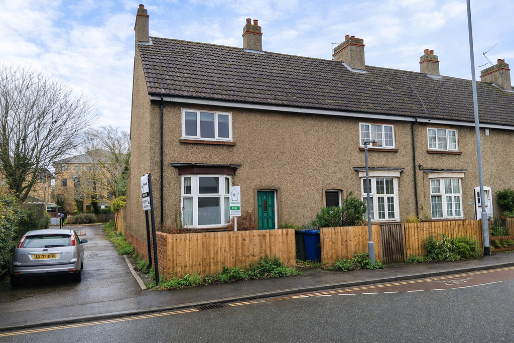 Property photo 1 of 7 Front