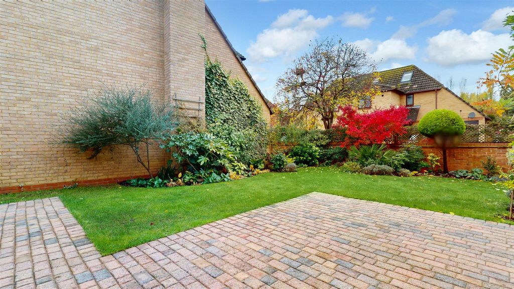 Property photo 3 of 23 10232025_232759.Jpg