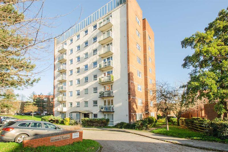 Property photo 1 of 13 Photo 12