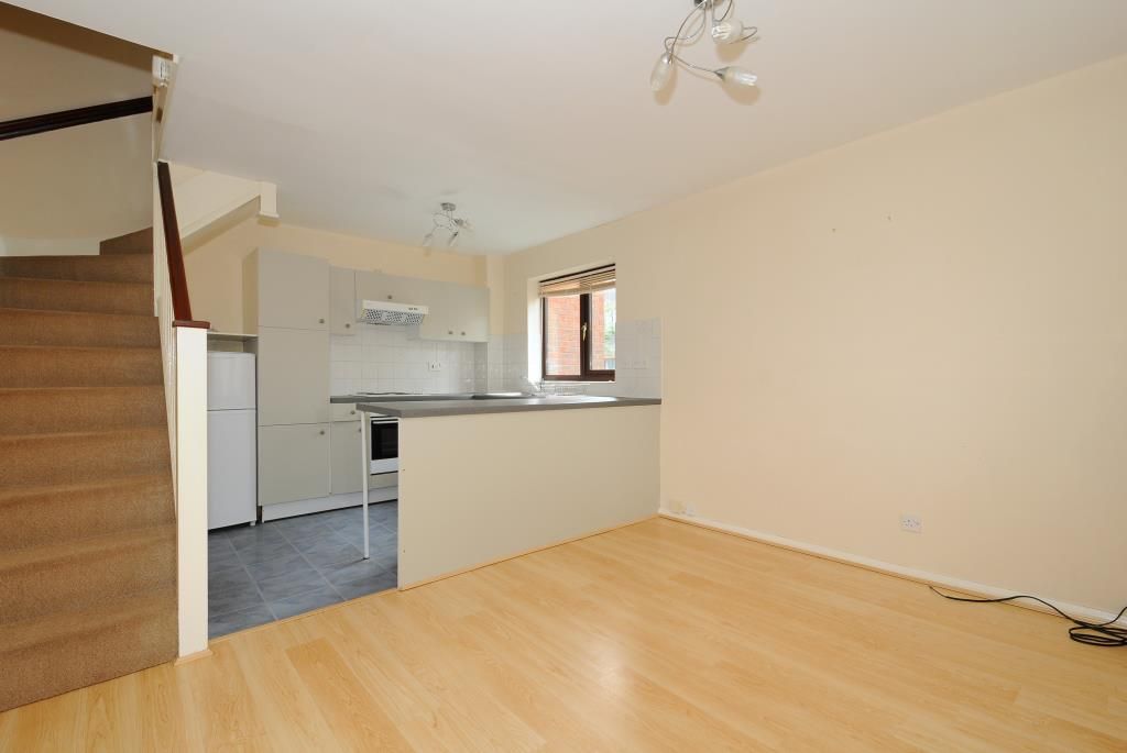 Property photo 1 of 8 Main Photo