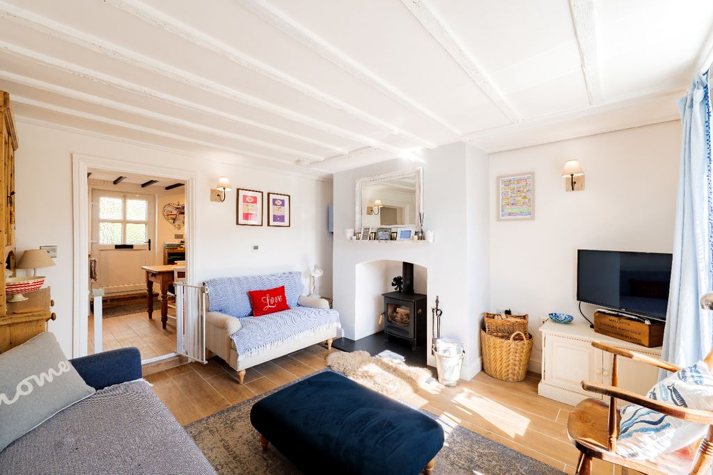 Property photo 3 of 20 4923295