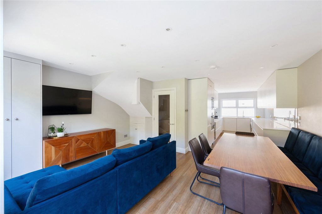 Property photo 2 of 23 Picture No. 47