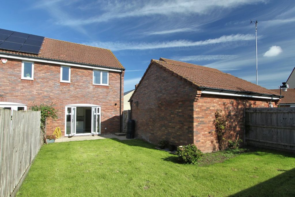 Property photo 2 of 13