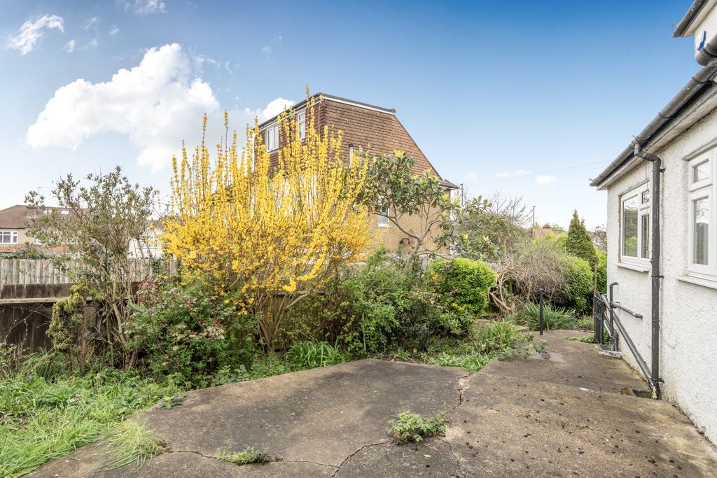 Property photo 3 of 18 Photo 10