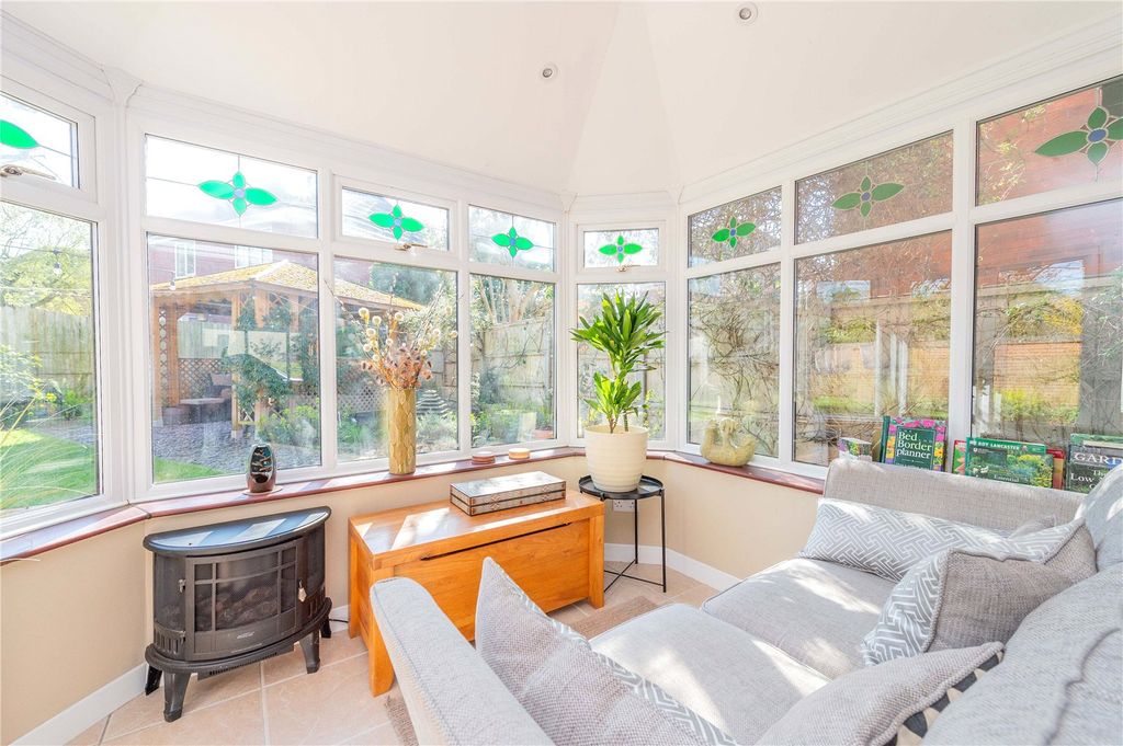 Property photo 3 of 54 Picture No. 32