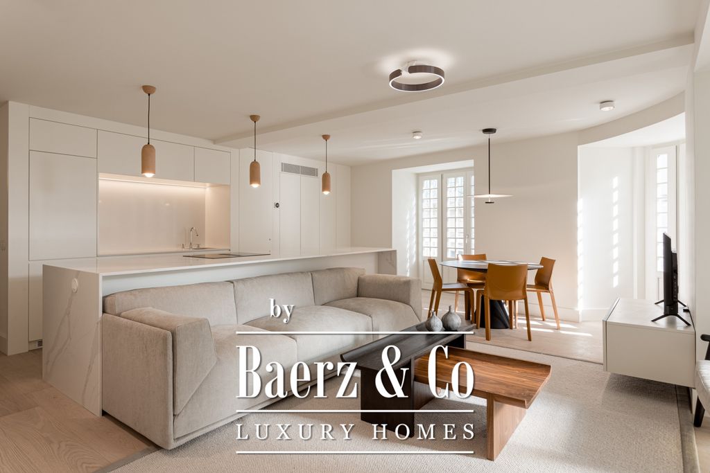 Property photo 2 of 34