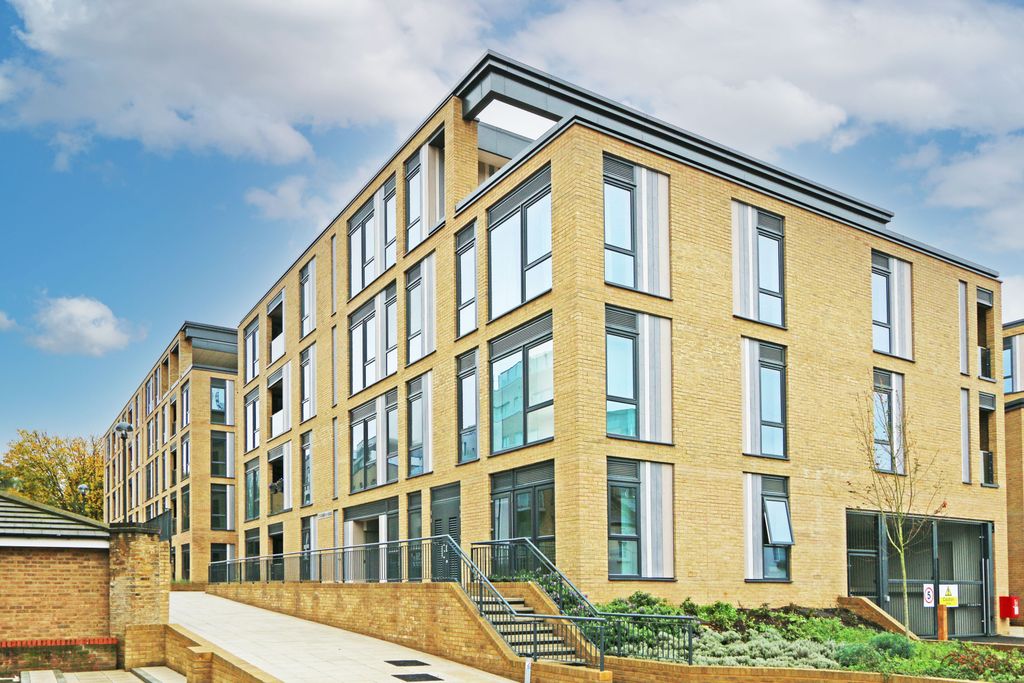 Property photo 1 of 7