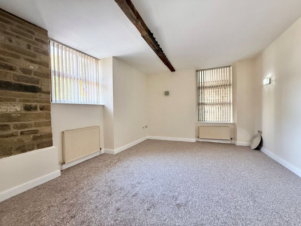 Property photo 3 of 7 Picture No. 04