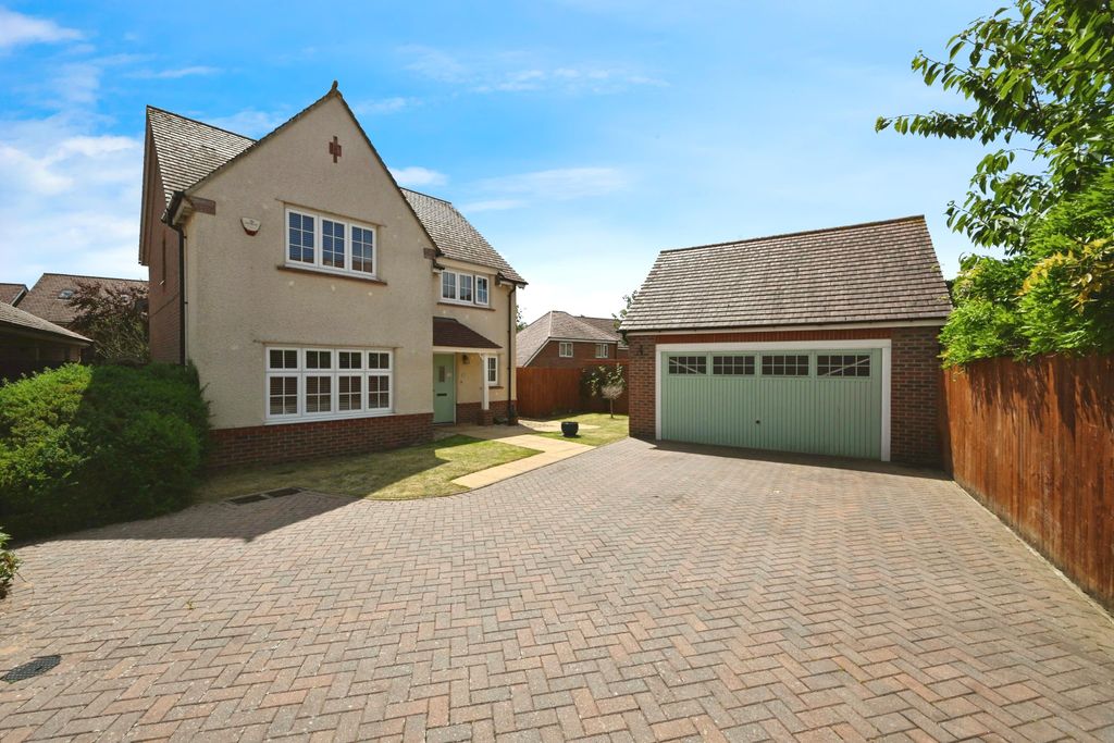 Property photo 1 of 23