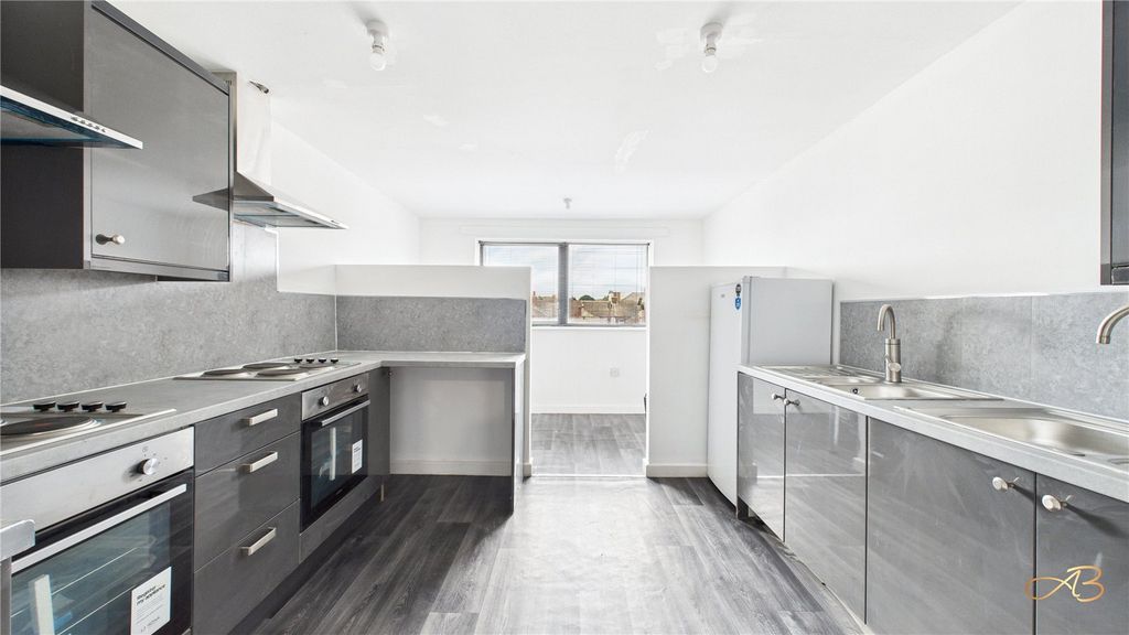 Property photo 2 of 12 Picture No. 04