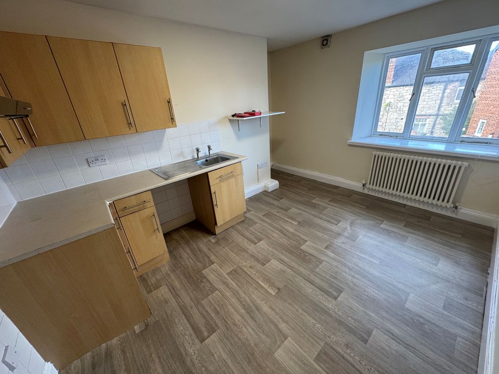 Property photo 2 of 5 Kitchen