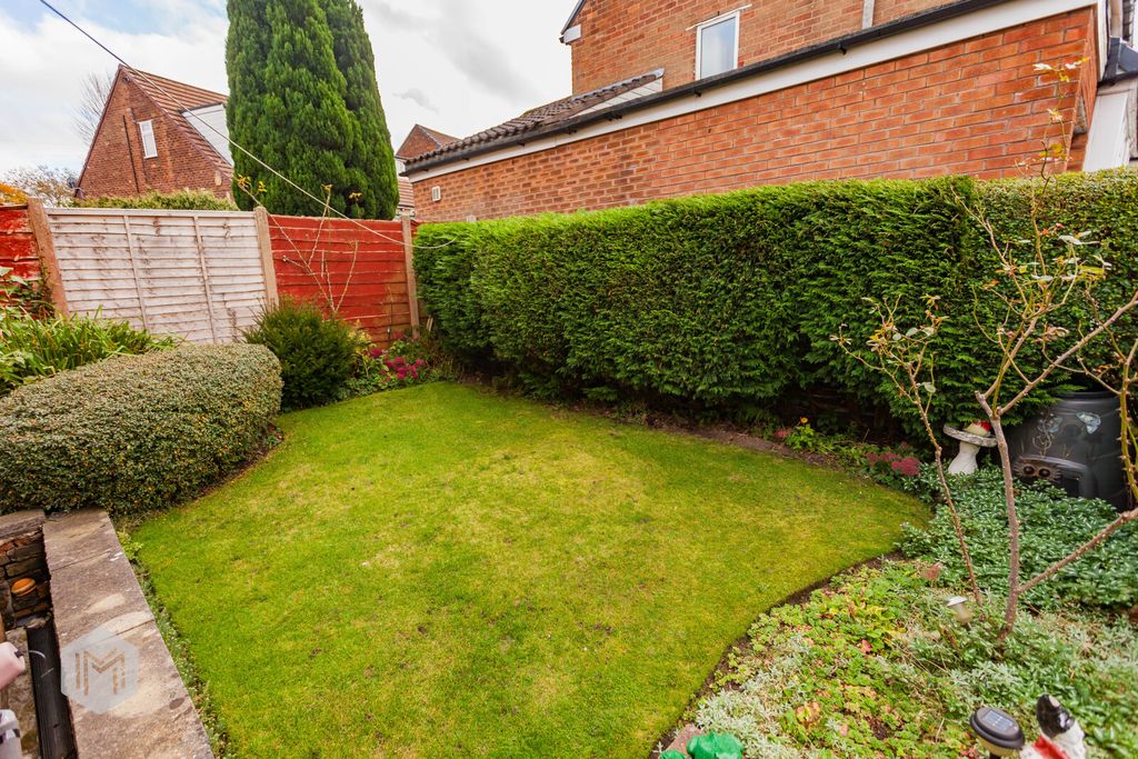 Property photo 2 of 17 Picture No. 18