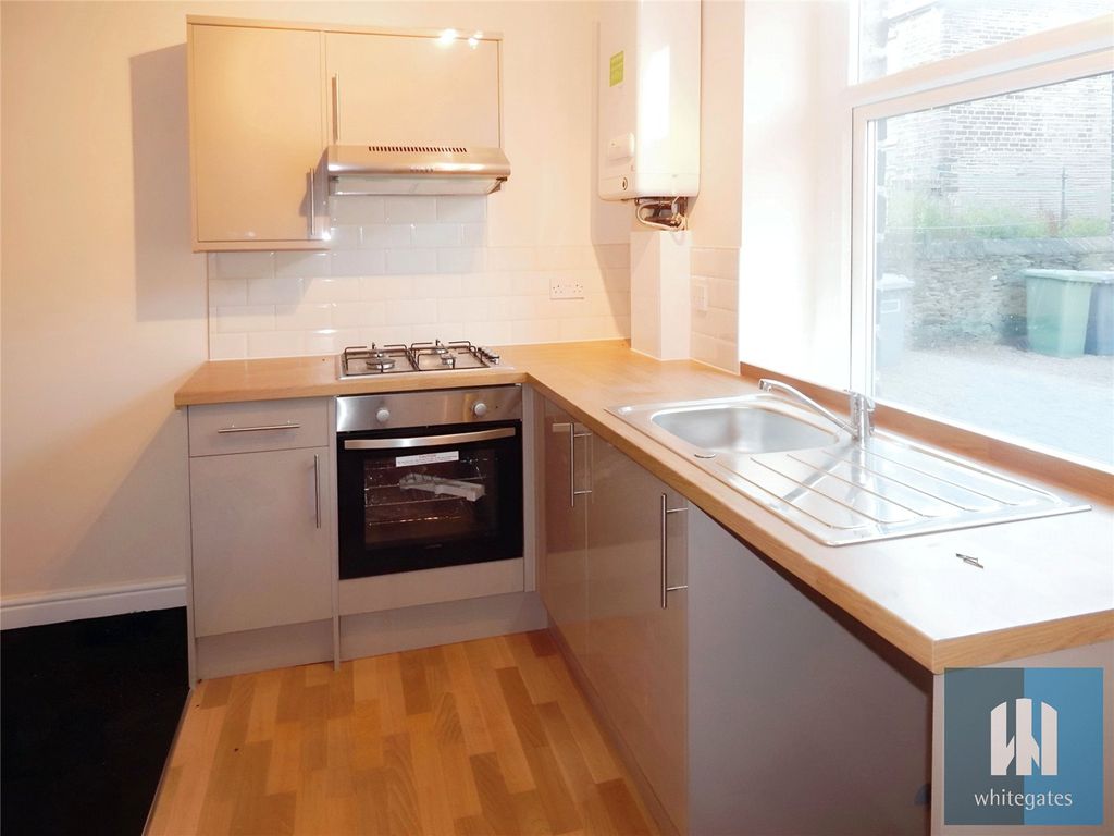 Property photo 2 of 8 Picture No. 37