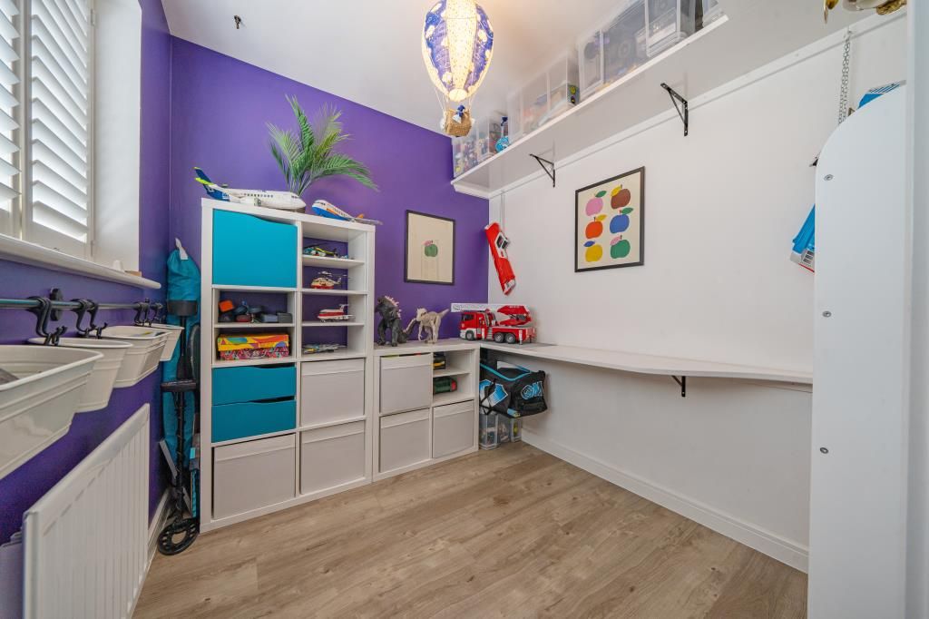 Property photo 3 of 21 Study/Play Room