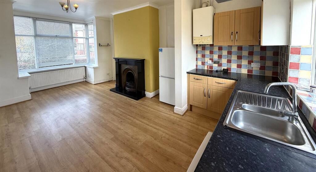 Property photo 2 of 15