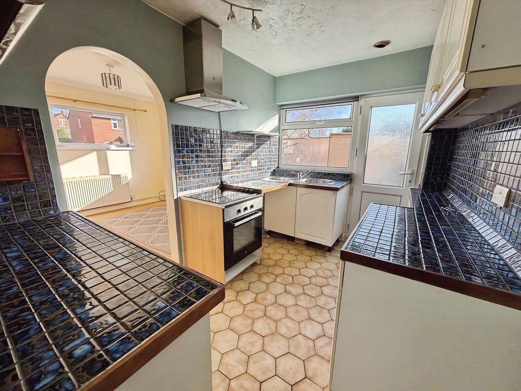 Property photo 3 of 23