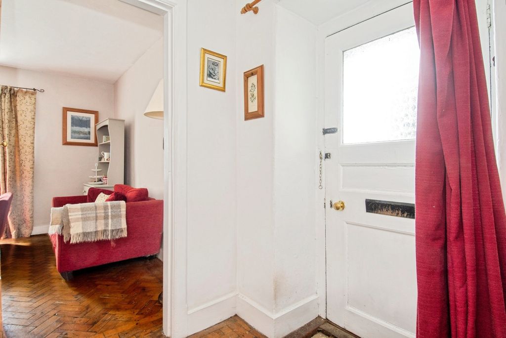 Property photo 3 of 17 Entrance