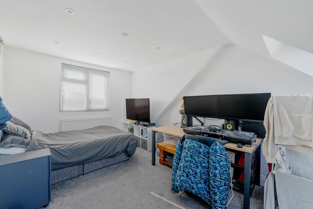 Property photo 2 of 22 Bedroom