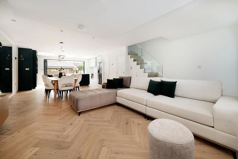 Property photo 2 of 26 Photo 1