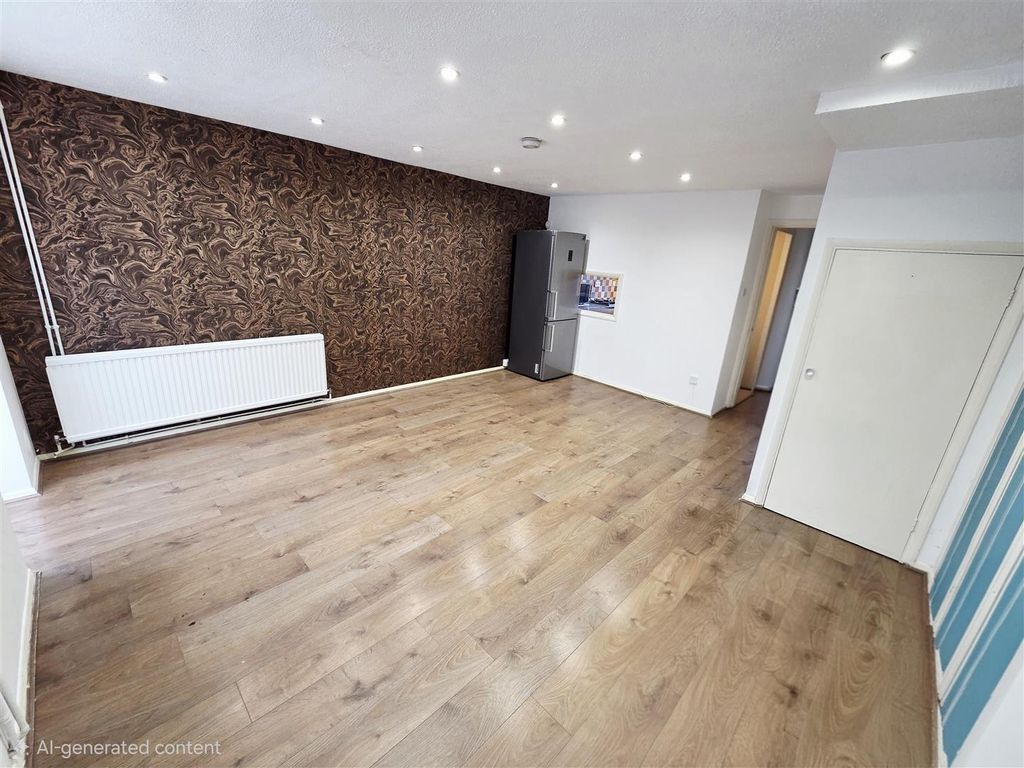 Property photo 2 of 11 20251104_145254(1).Jpg