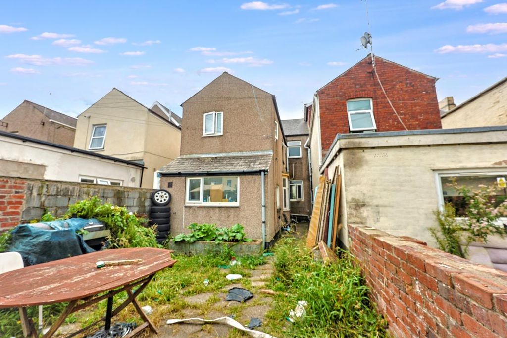 Property photo 2 of 4