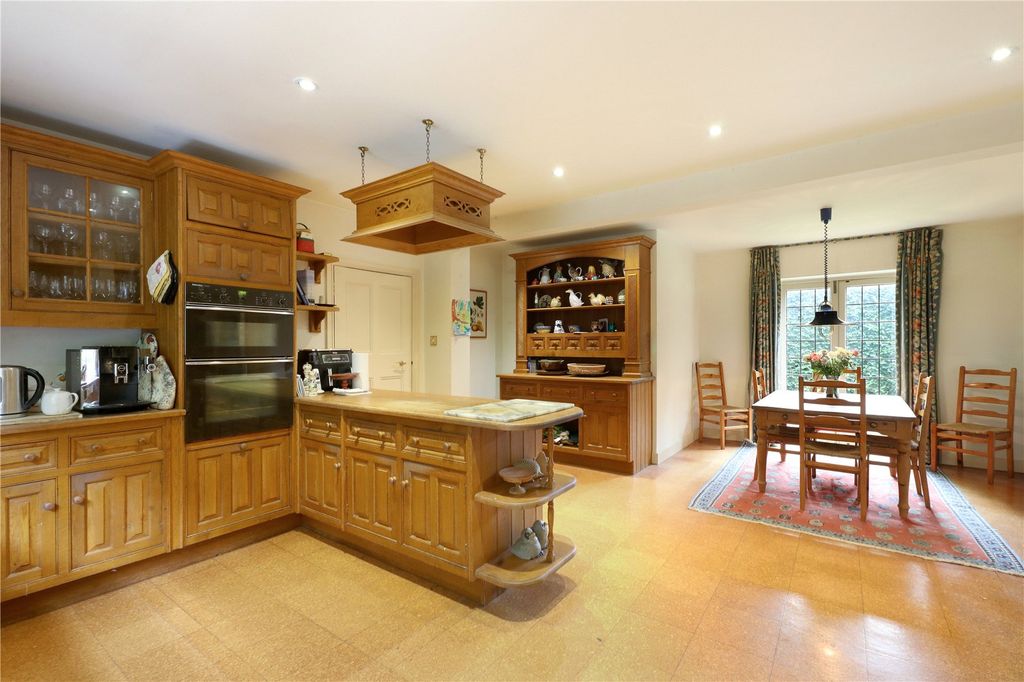Additional image 9 of 7 bed detached house for saleColmore Lane, Kingwood, Henley-On-Thames, Oxfordshire RG9