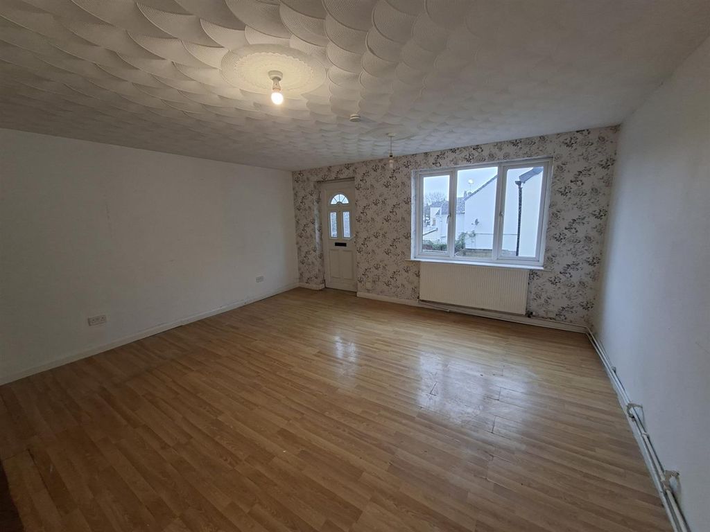 Property photo 3 of 9 20260109_123957_Resized.Jpg