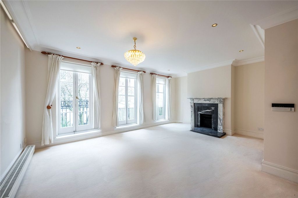 Property photo 3 of 17 Reception Room 2