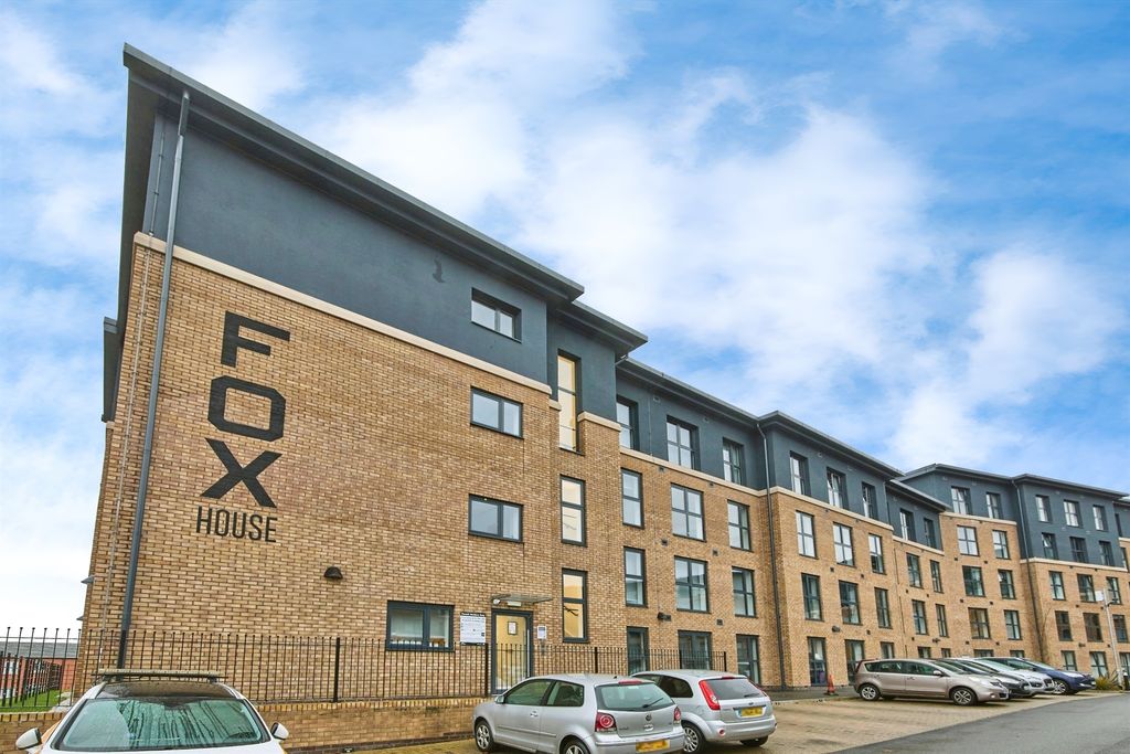 Property photo 1 of 11