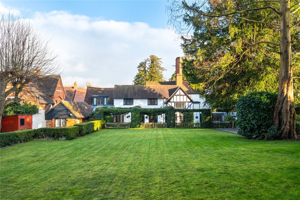 Property photo 1 of 14 The Old Yew Trees