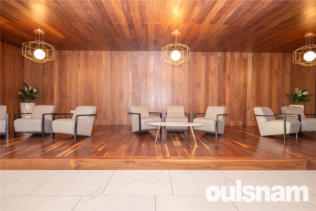 Property photo 2 of 28 Picture No. 02