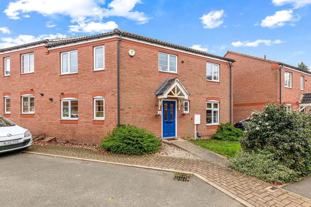 Property photo 1 of 23