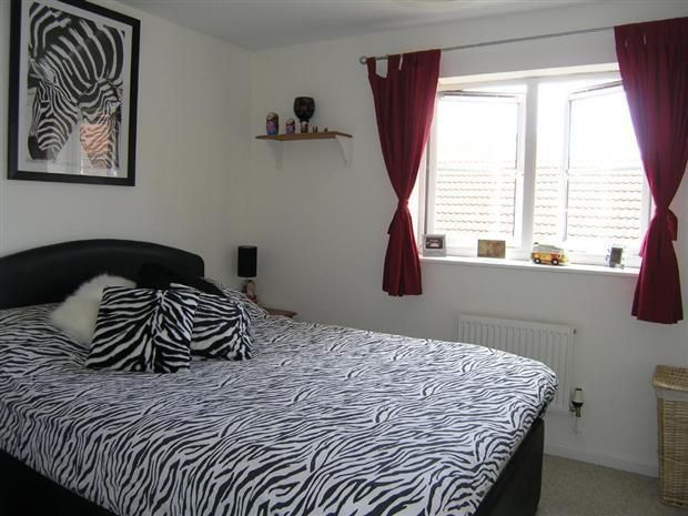 Property photo 3 of 5 Bedroom 1