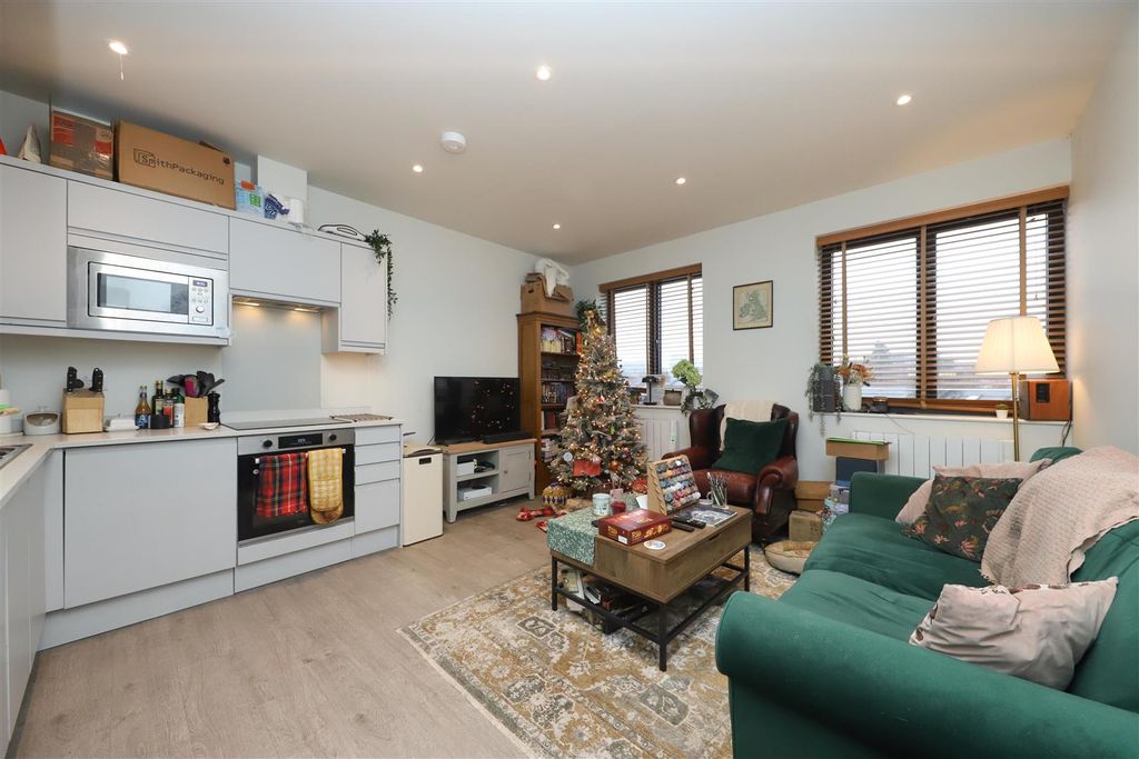 Property photo 3 of 11 Living Area