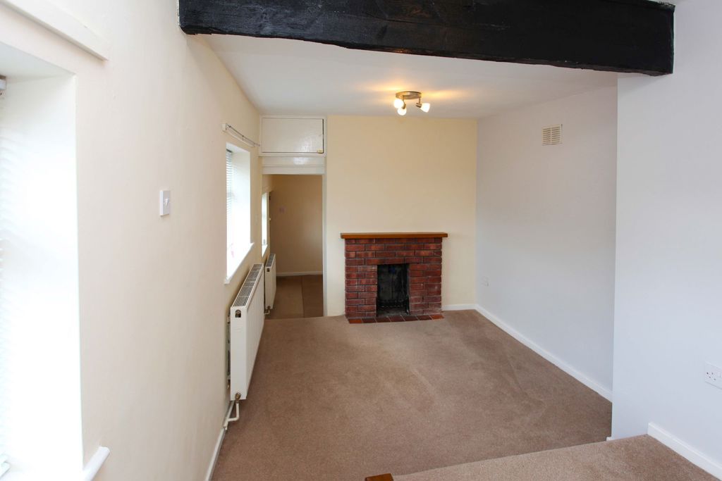 Property photo 2 of 18 Photo 8