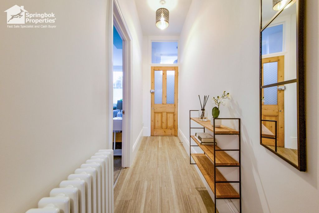 Property photo 2 of 13 Image 2