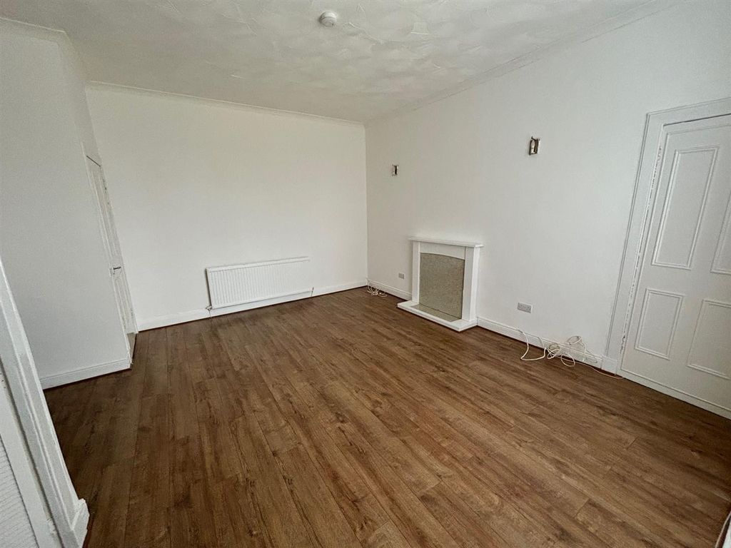 Property photo 1 of 4 1E.Jpg