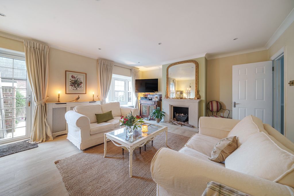 Property photo 3 of 15 1080749 (2)