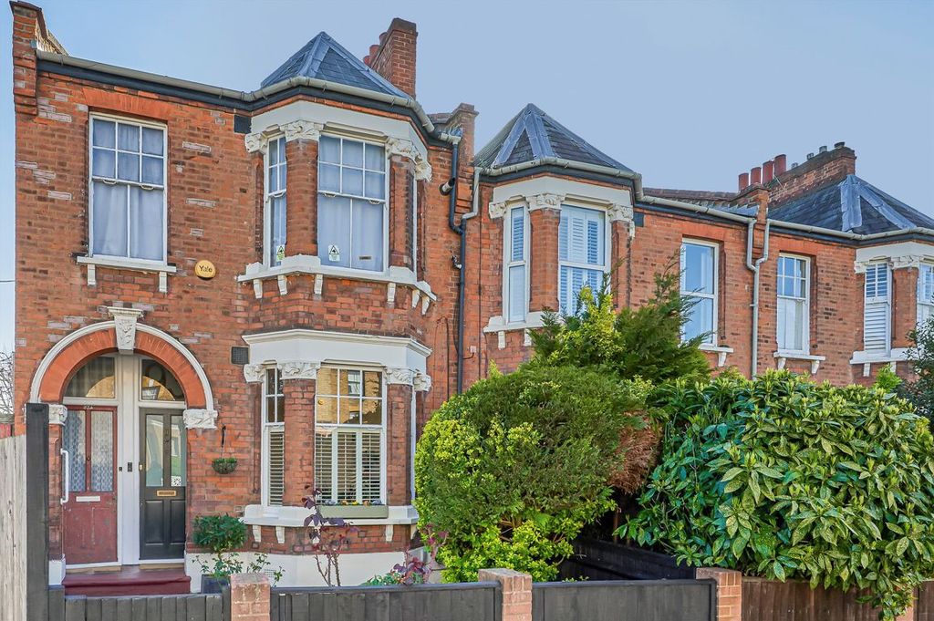 Property photo 1 of 10