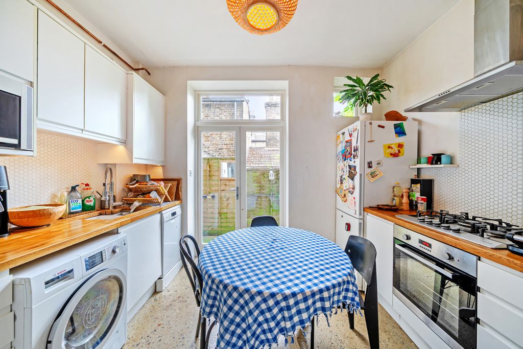 Property photo 3 of 18 1467891-8-6A184B4...
